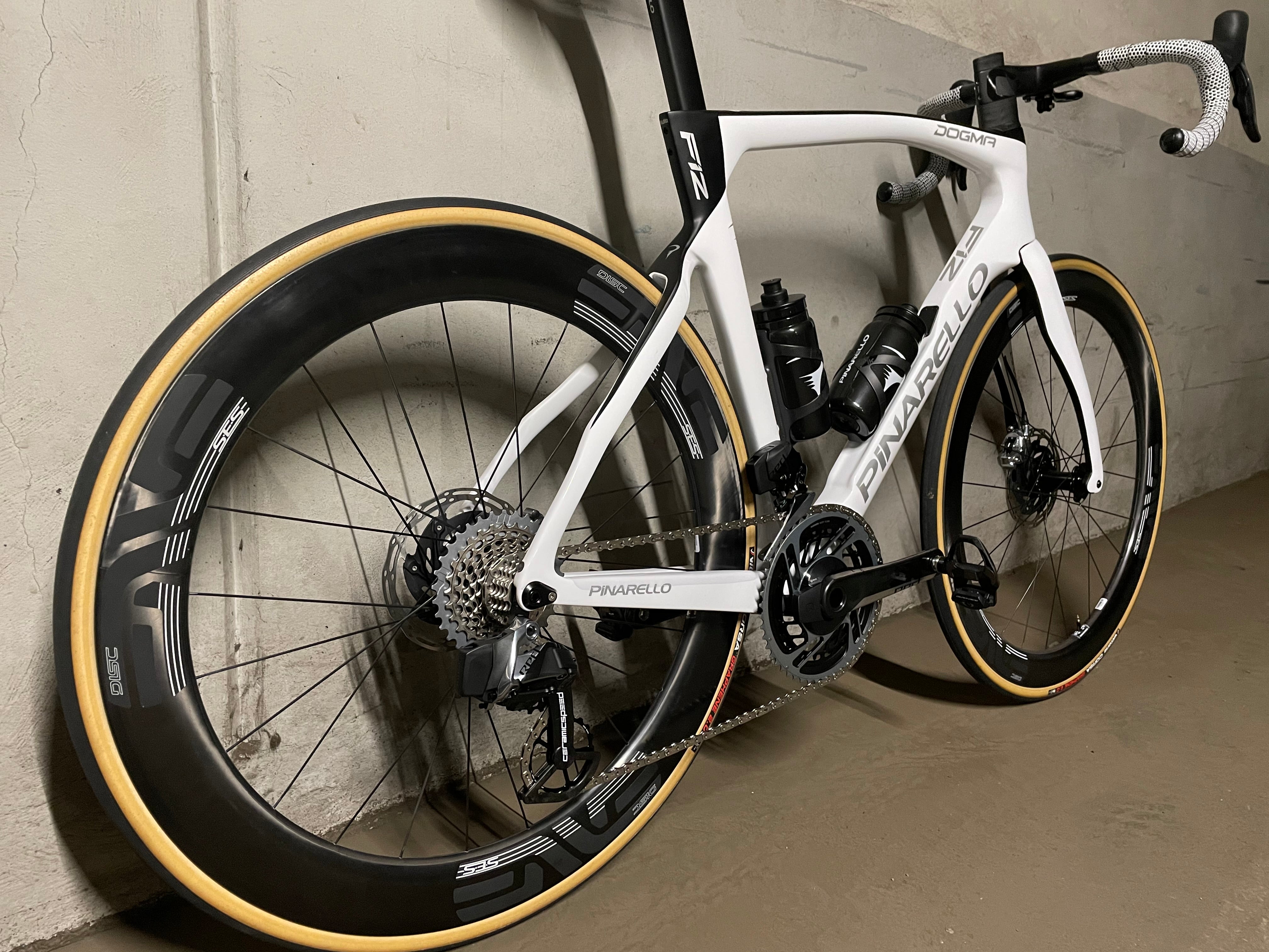 Pinarello Dogma F12 Custom
