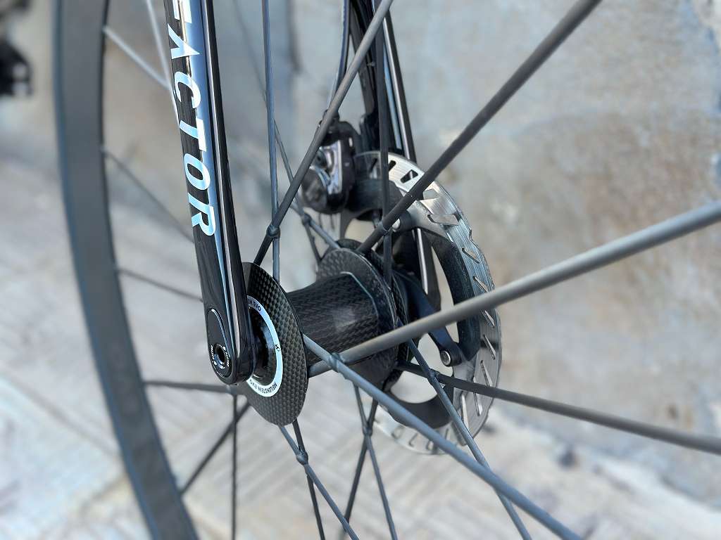 Factor O2 VAM 2024 Dura Ace Di2 Lightweight